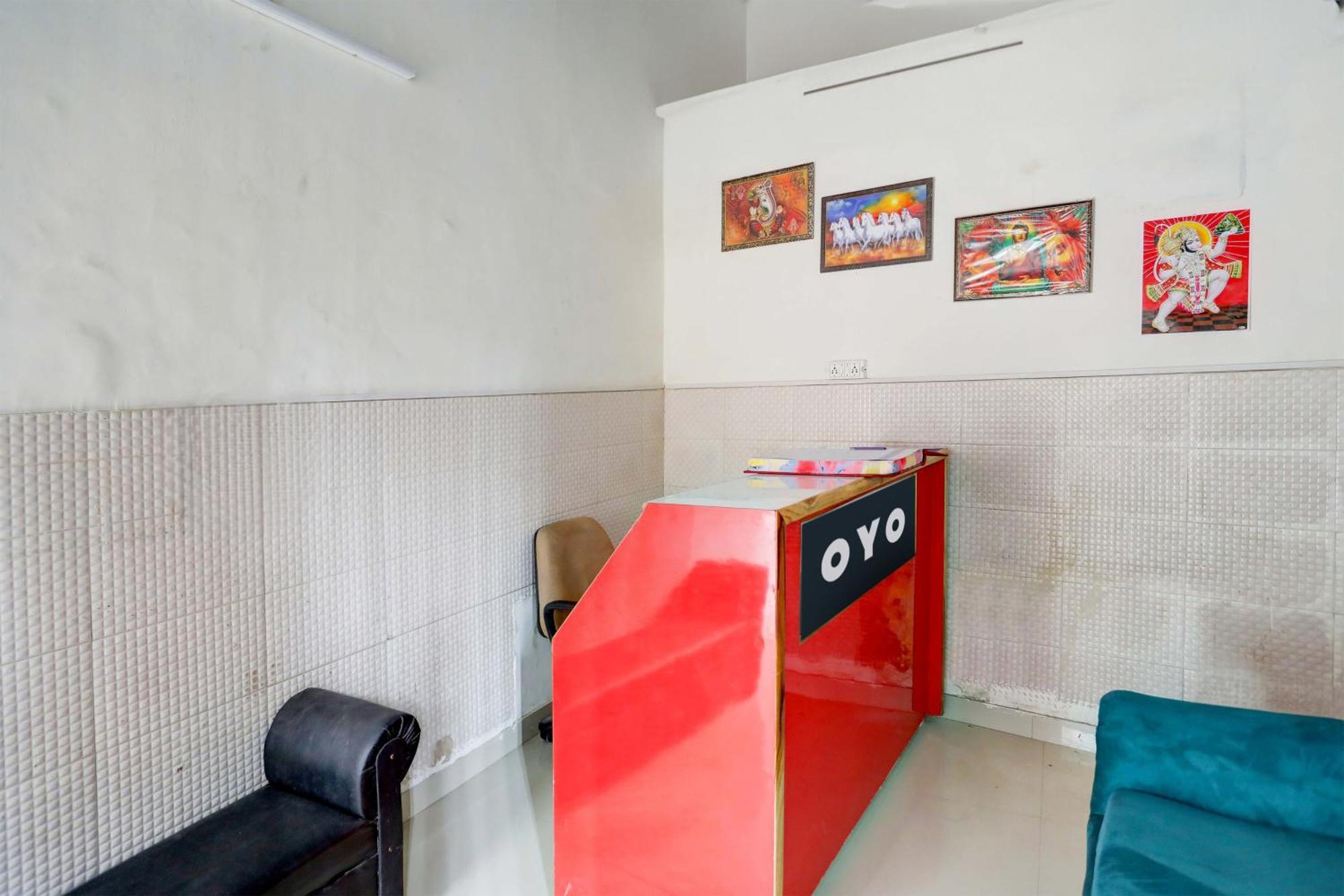 Hotel O Tilak Hotel 24 Sector 27 Near By Vinayak Hospital Gali No-6 โนอิดา ภายนอก รูปภาพ