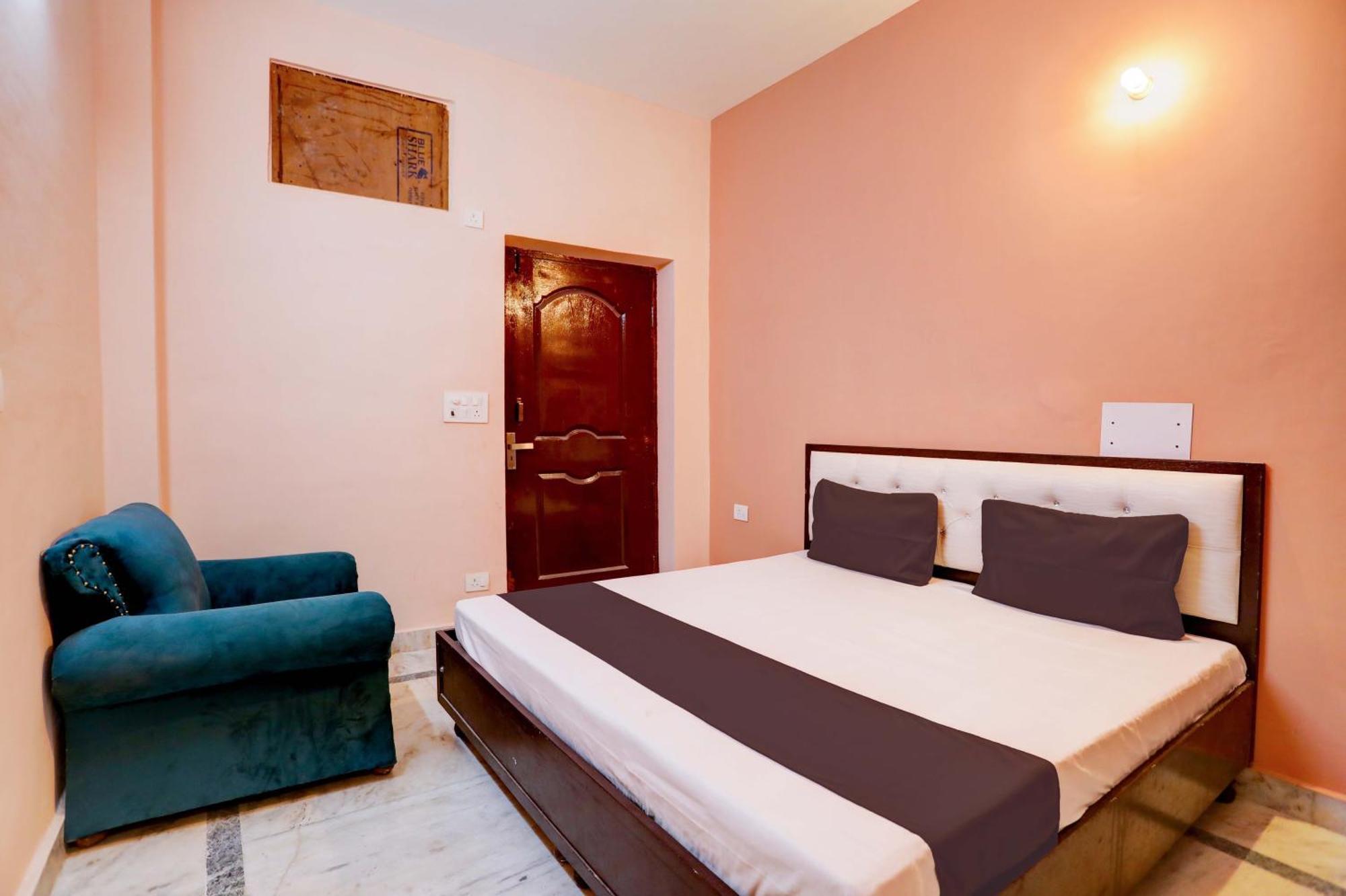 Hotel O Tilak Hotel 24 Sector 27 Near By Vinayak Hospital Gali No-6 โนอิดา ภายนอก รูปภาพ