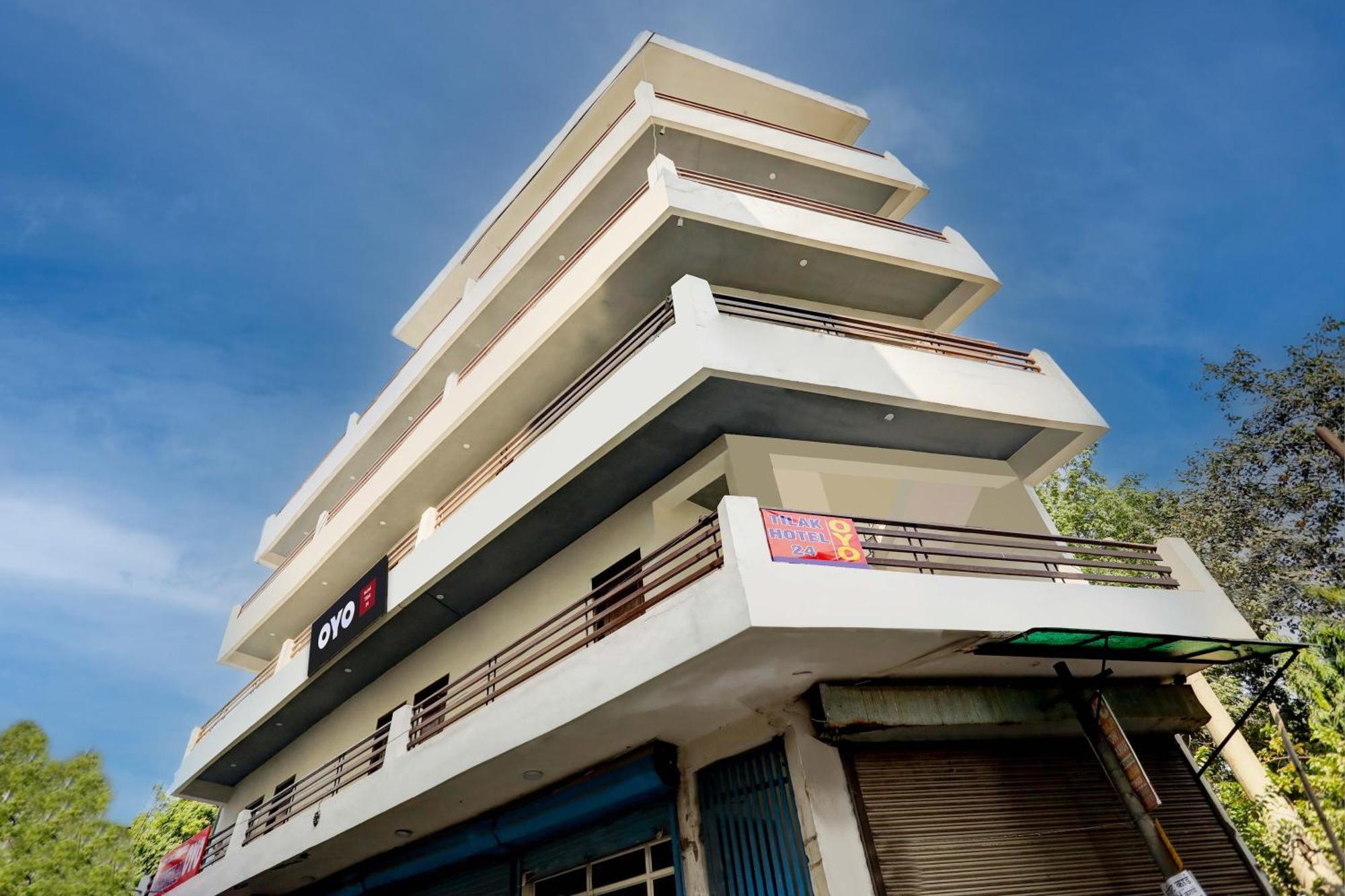 Hotel O Tilak Hotel 24 Sector 27 Near By Vinayak Hospital Gali No-6 โนอิดา ภายนอก รูปภาพ
